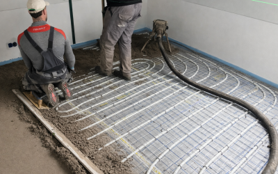 Wat zijn de nadelen van een droogtijdversneller voor cementdekvloeren?