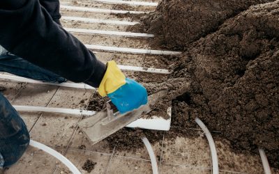Scheuren in de cementdekvloer oorzaken voorkomen en oplossingen